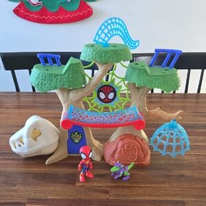 Spider-Man Treehouse Playset with Figures